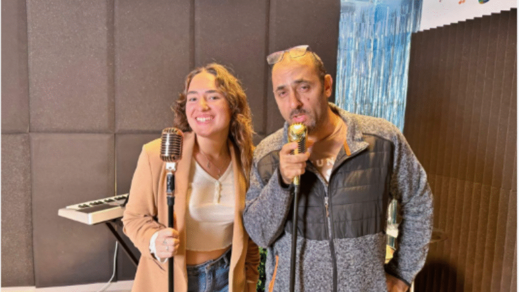 קליפ אישי עם שיר בהפתעה – מתנה שנוגעת באמת בלב